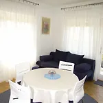 Marohnic مالينسكا