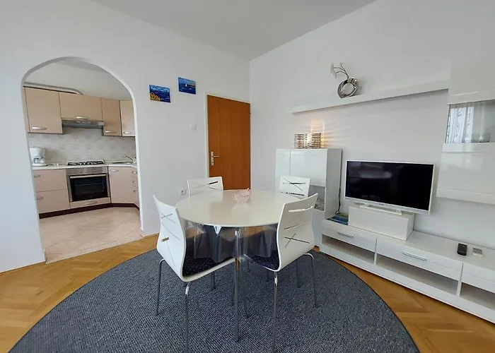 Marohnić Apartament Malinska